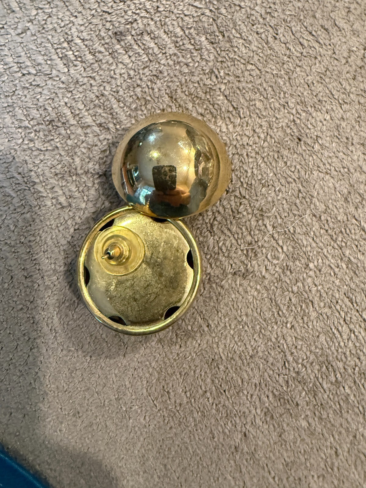 Vintage 80s Gold Tone Dome Button Earrings Large Round Polished Pierced Classic