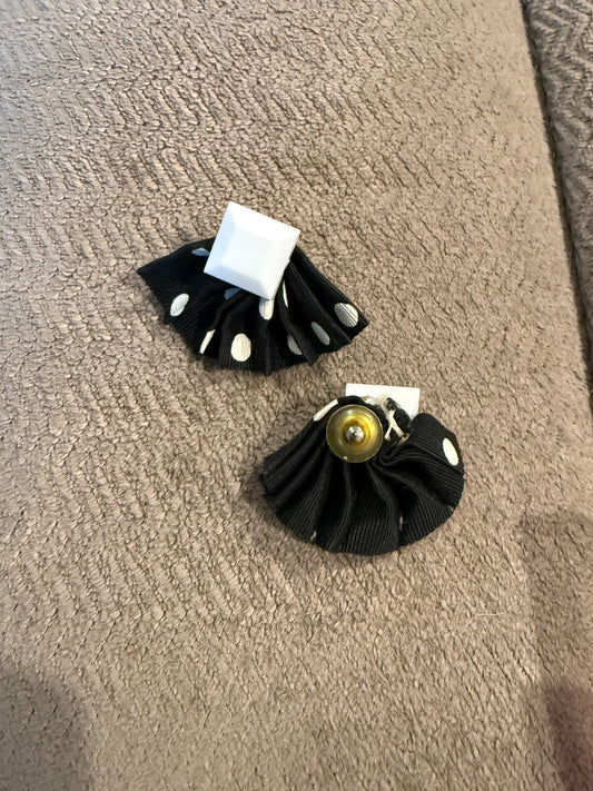 Vintage 80s Polka Dot Fan Earrings Black White Grosgrain Ribbon Pierced Retro