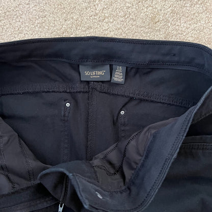 Chico Size 1.5 Short (10S) Black Straight Leg Stretch 28.5"