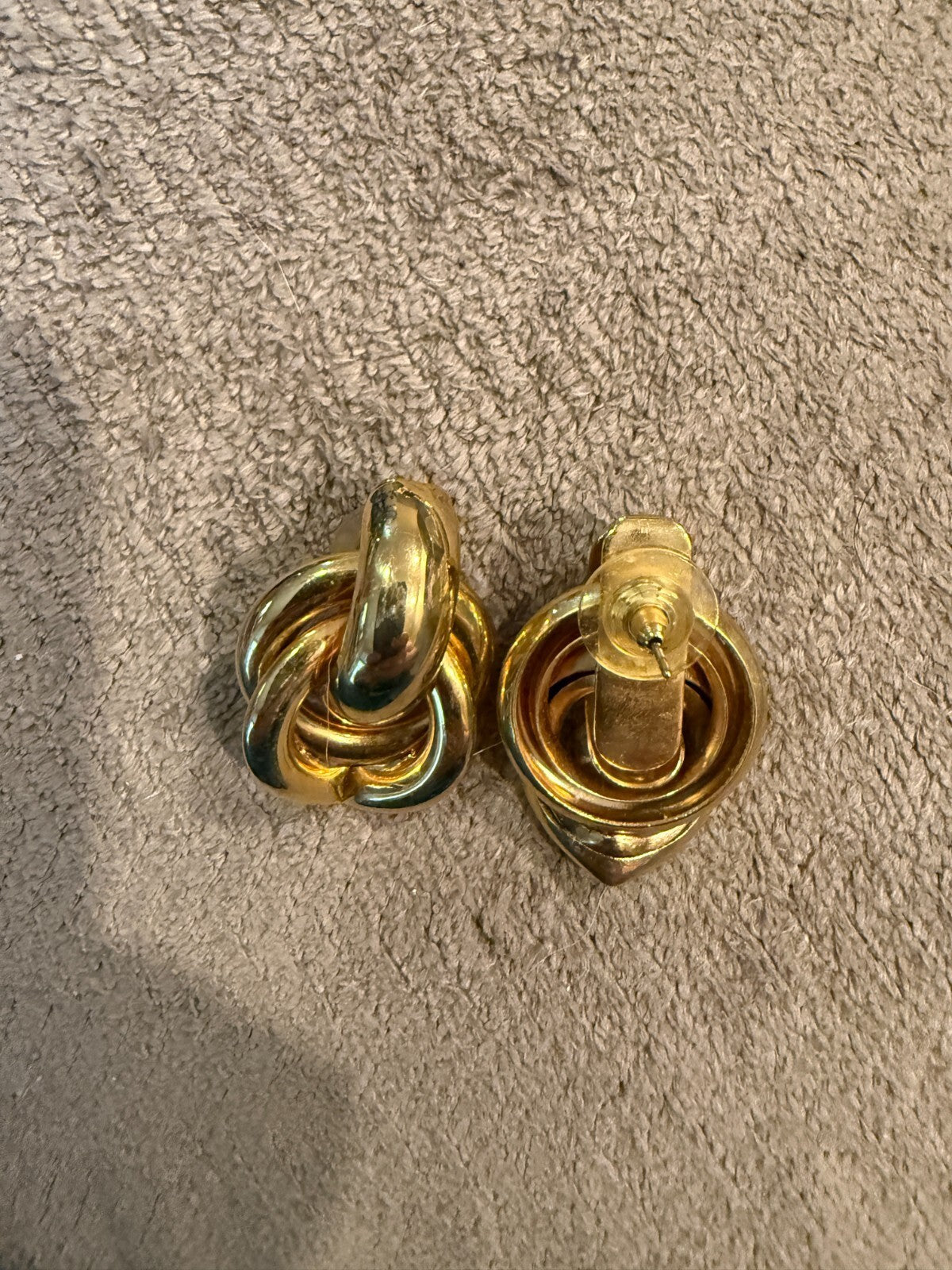 Vintage 80s Chunky Gold Tone Knot Door Knocker Earrings Polished Pierced Retro