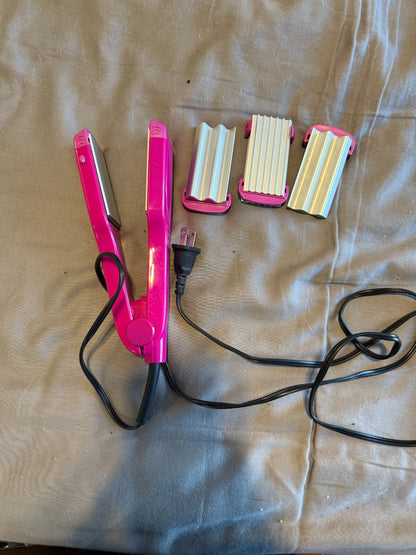 Conair 3 In 1 Ceramic Styler Flat Iron Micro Crimp & Deep Wave Plates