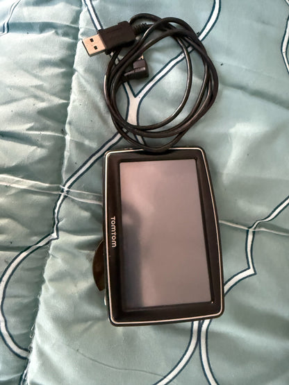 TomTom GPS Navigator Bundle w/ Leather Case Car Charger USB + Bestek 2-Socket